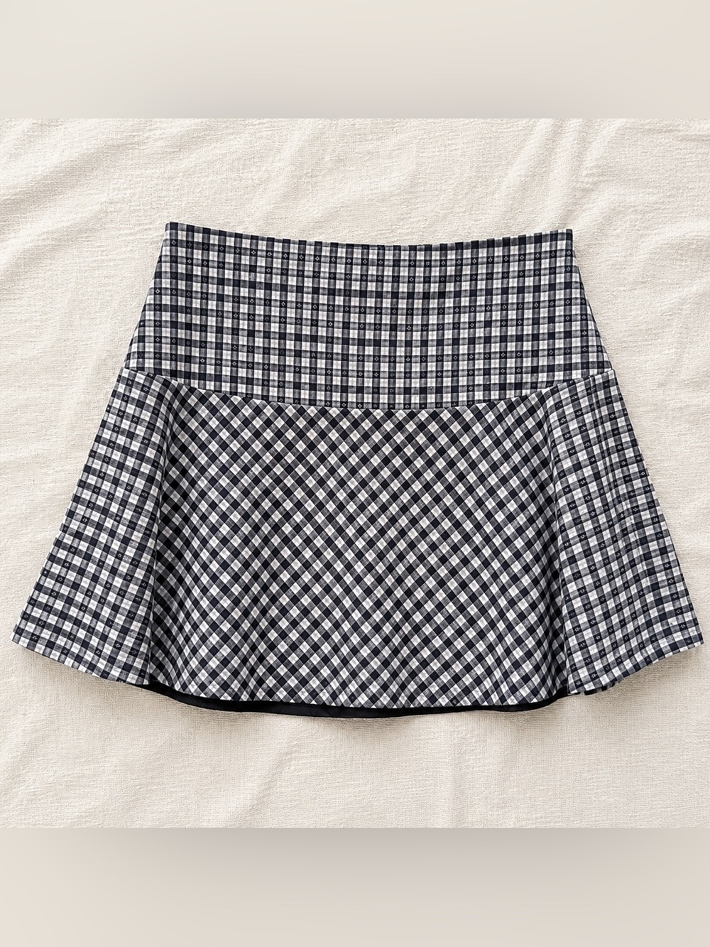 Tommy Hilfiger Gingham Flare Skirt Size 10 Navy White Embroidered Preppy